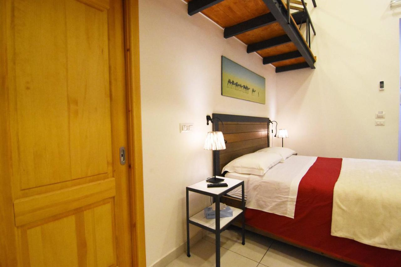 Ninarella Napoli Bed & Breakfast Exterior photo