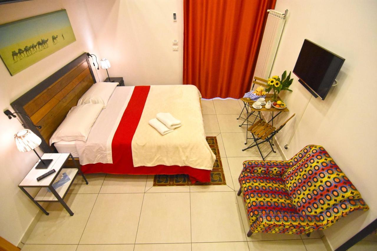 Ninarella Napoli Bed & Breakfast Exterior photo