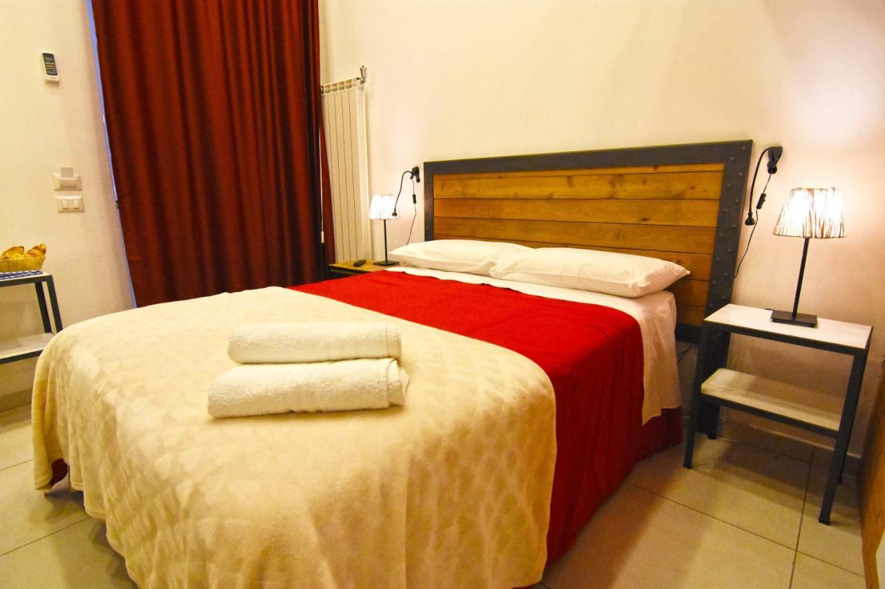 Ninarella Napoli Bed & Breakfast Exterior photo