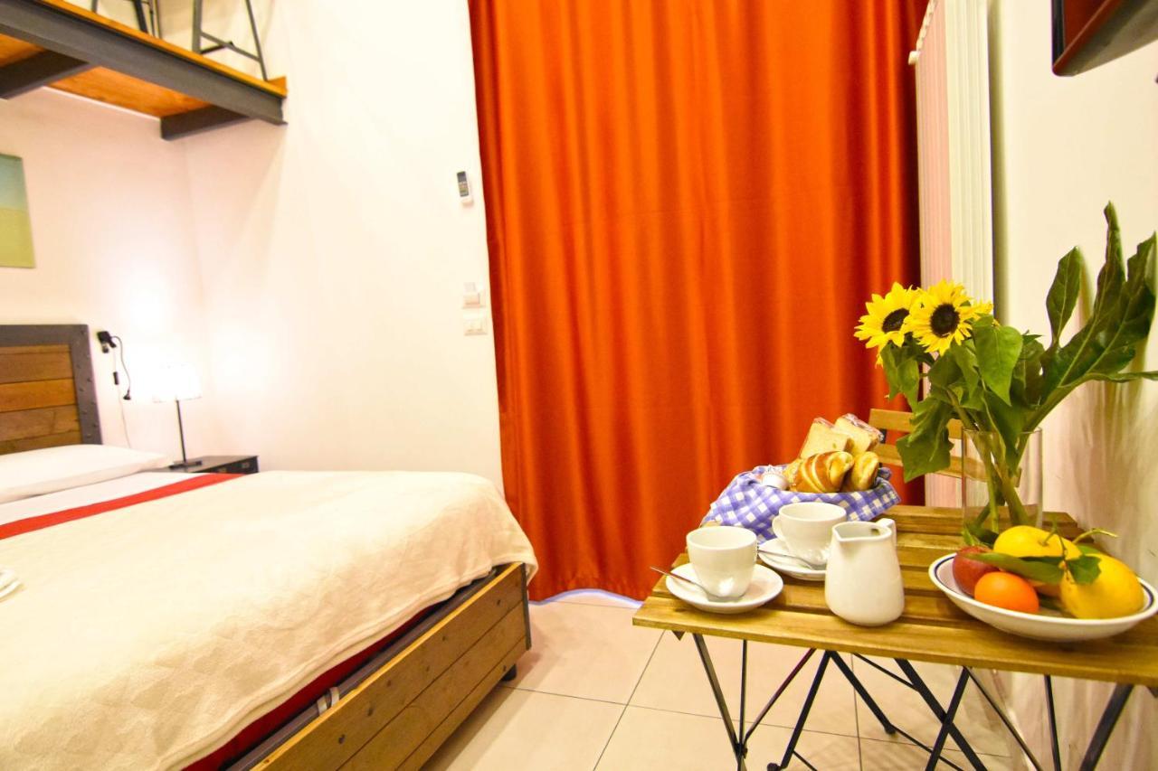 Ninarella Napoli Bed & Breakfast Exterior photo